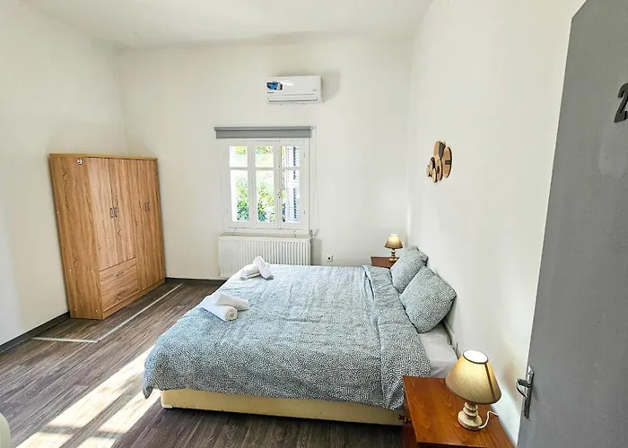 The Lemon Tree * Ларнака